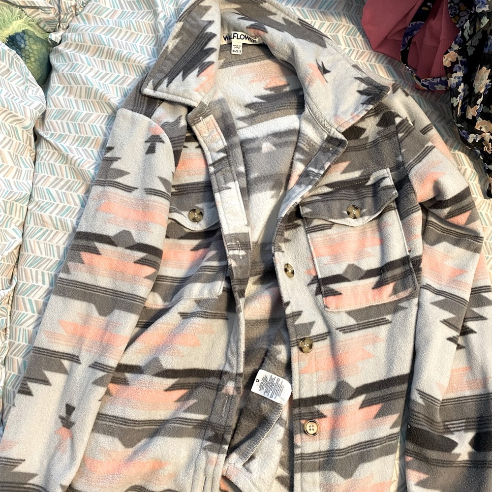 Western print shacket! Worn once but still in perfect shape!